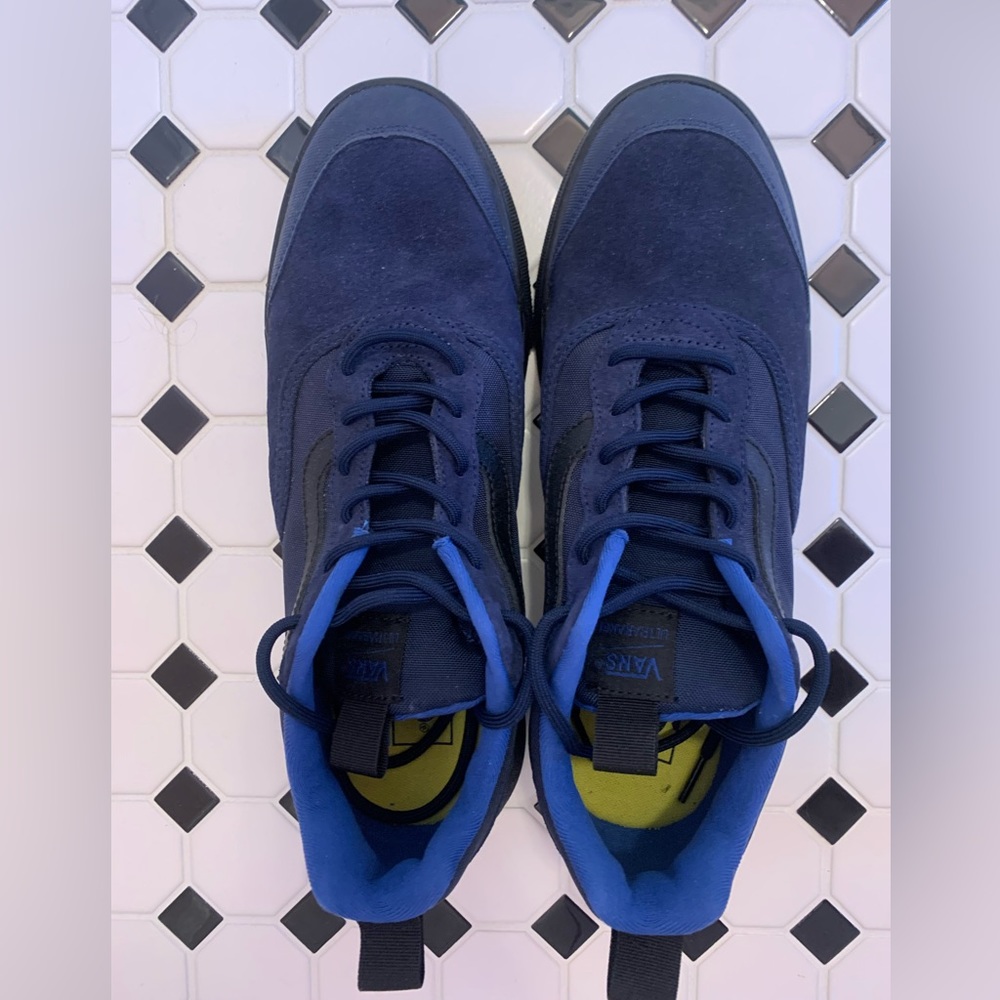 Vans MTE Ultrarange, dark blue, size 12.  Never worn.